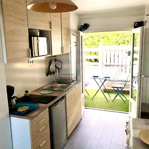 Studette Les petites Hirondelles, vue Mer, plage à 50m Appartement Erquy